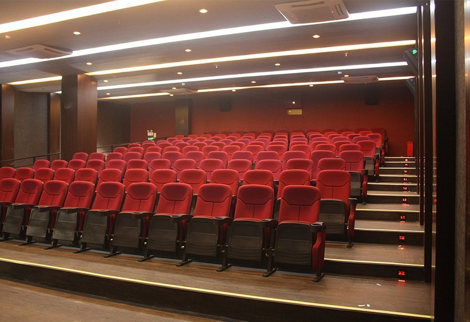Equipment for Outdoor Bleachers、Cinema、Movie theater