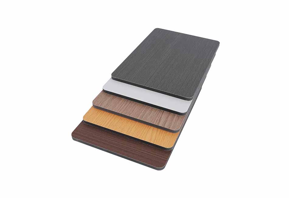 Carbon crystal plate