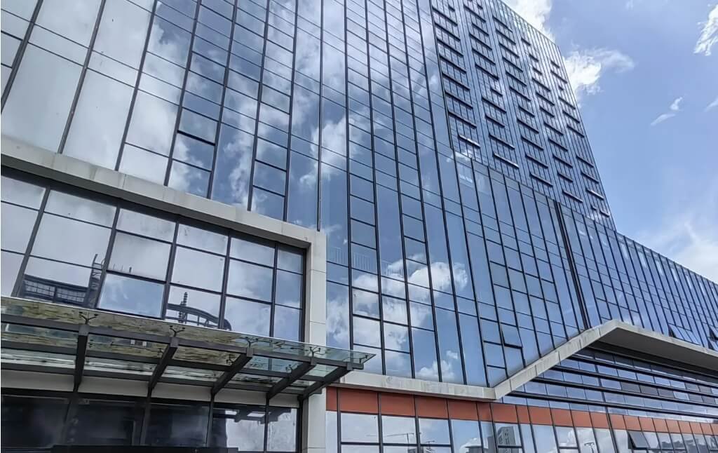 glass curtain wall supplied by Dongweiyuanyu
